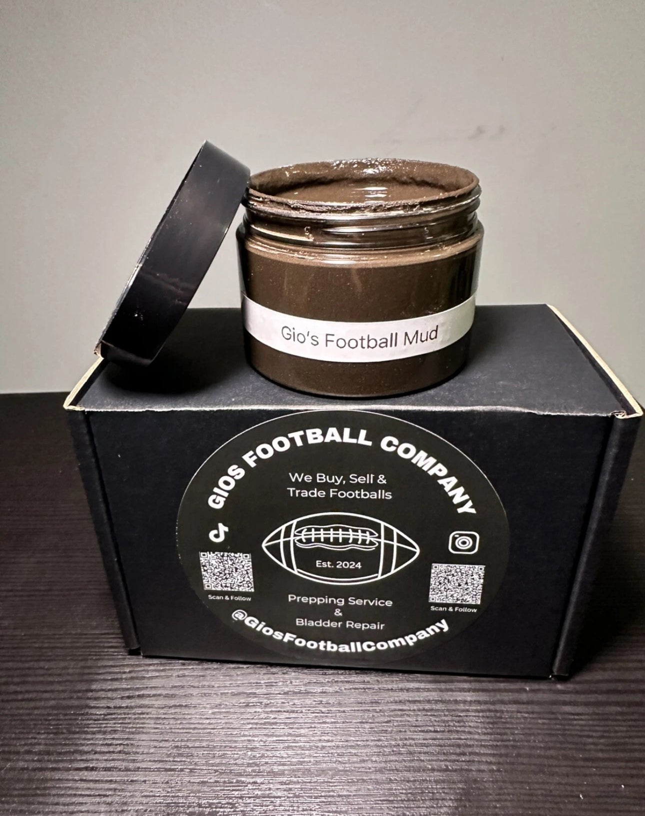 Football Mud (8oz)